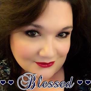 Meet your Posher, Debra